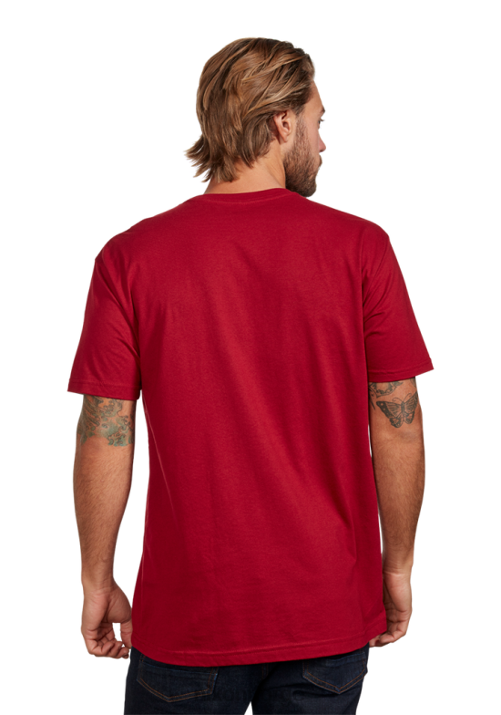 Nixon og script øko-repreve t-skjorte 42H0X500 klær kardinal/hvit