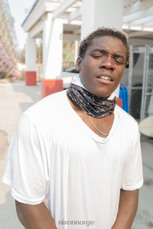 Nixon silo hals gamasje 42H0X572 tilbehør rød Hvit