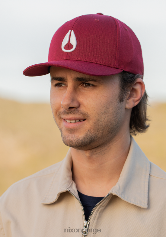 Nixon dyp ned flexfit atletisk passform lue 42H0X402 tilbehør burgunder/hvit